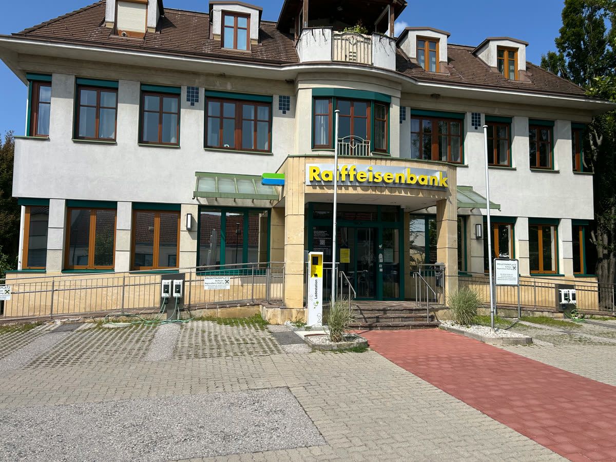 Folierung – Biedermannsdorf: abgeschlossene Folierung