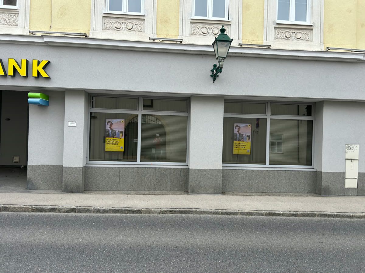 Folierung – Maria Enzersdorf: abgeschlossene Folierung